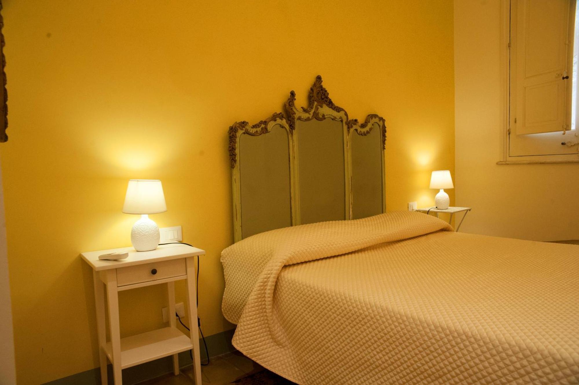 Boutique Rooms And Breakfast Granveliero Trapani Exterior photo